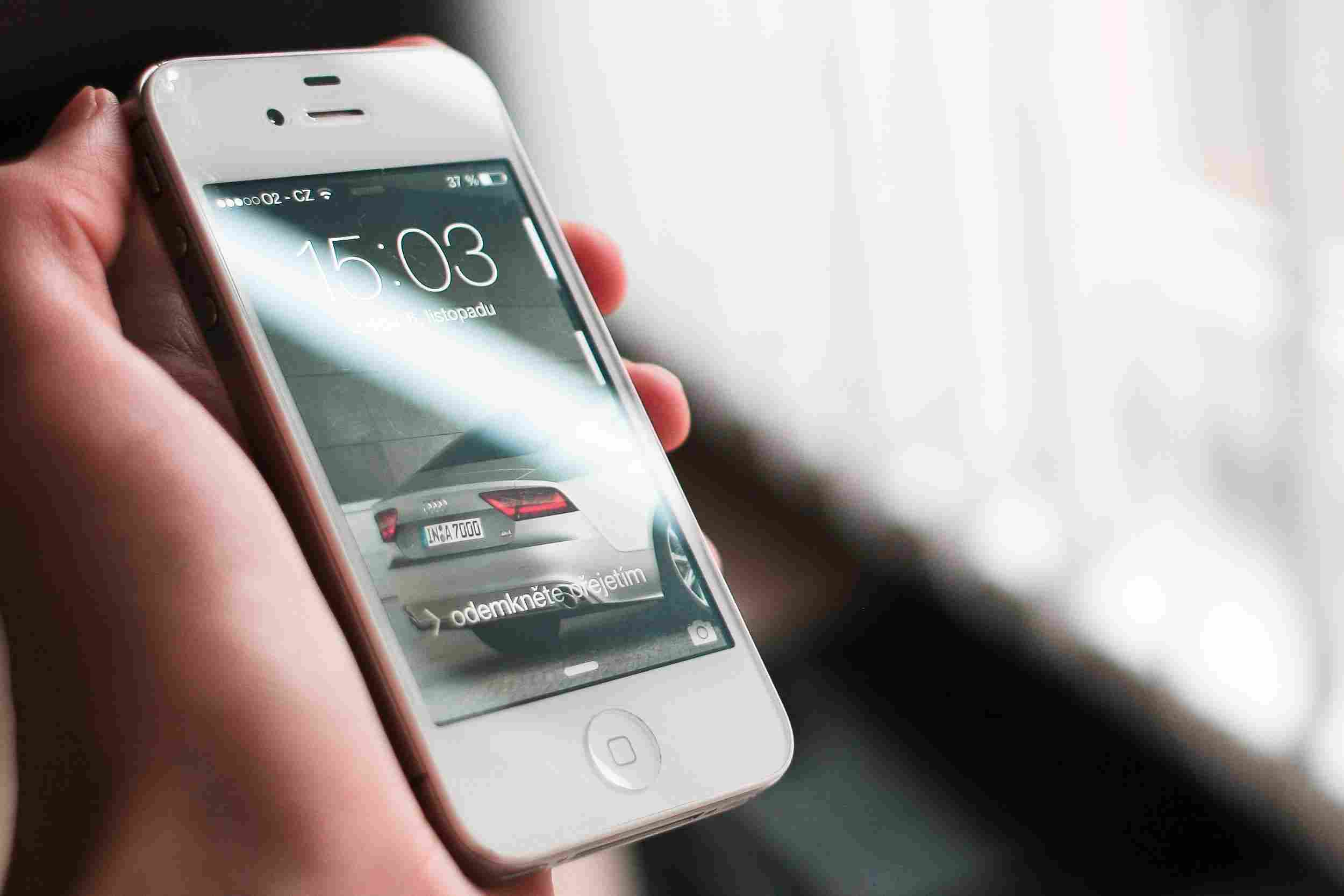 https://www.coastalmobilescreens.com/wp-content/uploads/2015/09/portfolio_10.jpg